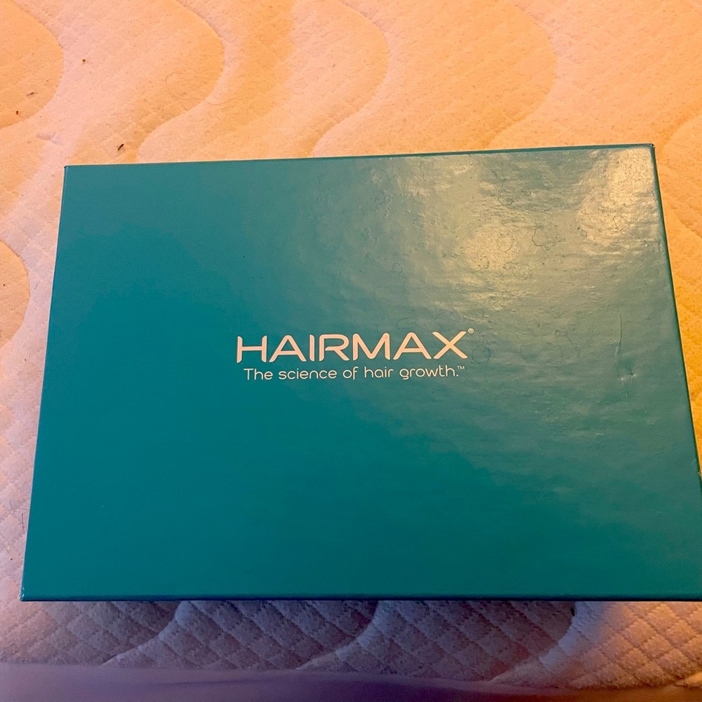BRAND NEW Hairmax laser hair regrow the system